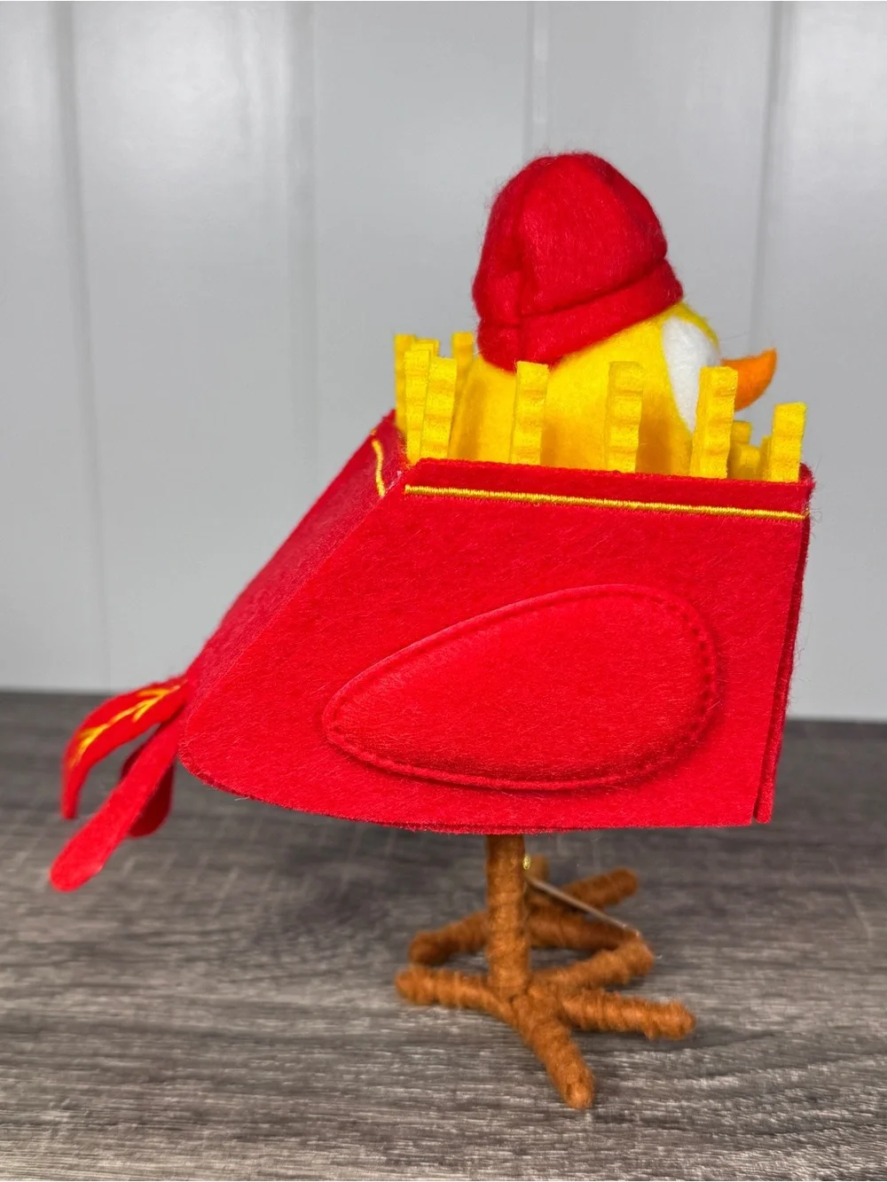 NEW Target Bullseye Playground Featherly Friends French Fries Bird
